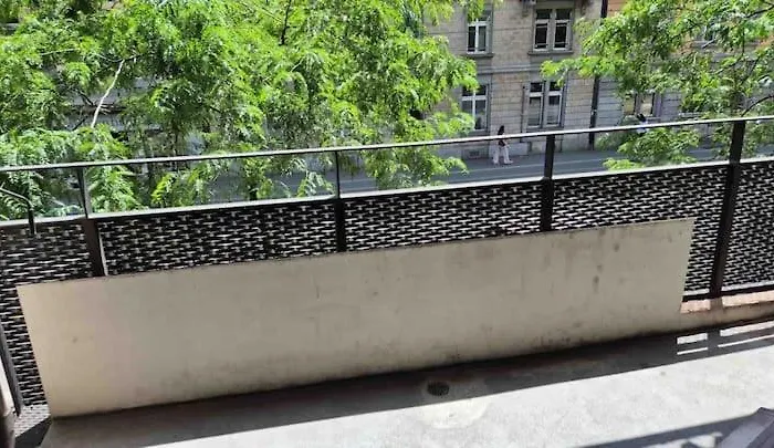 Lägenhet 2 Beautiful Center Downtown Flat With Balcony Bir - Self Checkin *